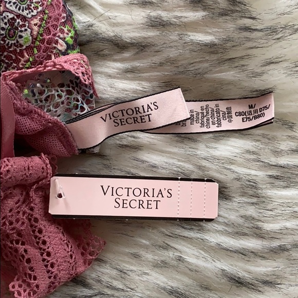 *NWT Victoria Secret Lace Bralette - Picture 7 of 7